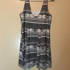 NWT H&M Divided Black & White Summer Dress Size 14